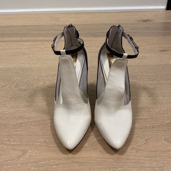 NWOT Black and white leather heels size 35.5 - Picture 10 of 11